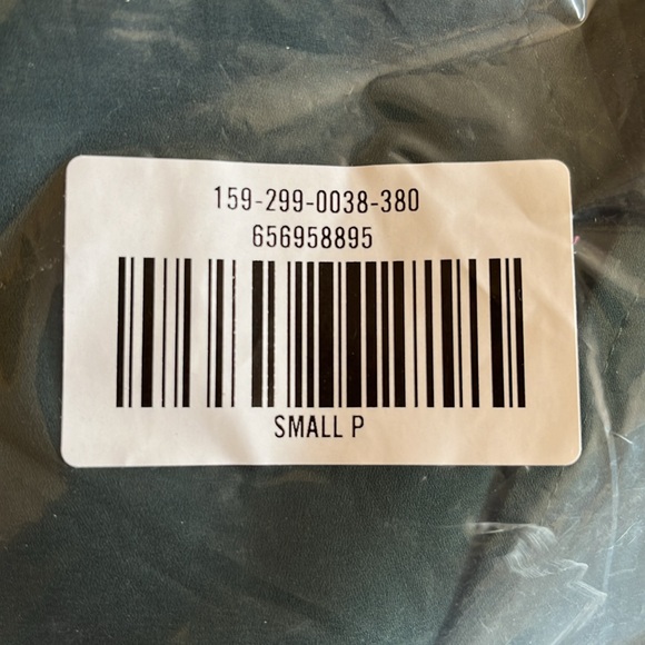 NWT Abercrombie Camille Long-Sleeve Midi Dress in Green. Size small petite - Picture 4 of 4